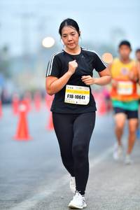 BIB: 10641
                            <button type="button" onclick="openModal(8551817)" class="btn btn-primary btn-sm float-right btn-popup" data-toggle="modal" data-target=".modal-high-quality">
                        <i class="fas fa-shopping-cart"></i> Add to Cart
                    </button>
                                            <button type="button" onclick="isThisMe(8551817, true)" class="btn btn-success btn-sm float-right btn-popup btn-isme hidden" data-toggle="tooltip" data-placement="bottom" title="นี่คือรูปของคุณใช่ไหม คลิกที่นี่เพื่อเอาเข้าอัลบั้ม">
                        <i class="fas fa-plus"></i> Add to album
                    </button>
                    <button type="button" onclick="isThisMe(8551817, false)" class="btn btn-warning btn-sm float-right btn-popup btn-isnotme hidden">
                        <i class="fas fa-ban"></i> Remove from album
                    </button>