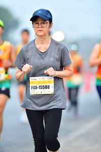 BIB: 102, 15588
                            <button type="button" onclick="openModal(8553338)" class="btn btn-primary btn-sm float-right btn-popup" data-toggle="modal" data-target=".modal-high-quality">
                        <i class="fas fa-shopping-cart"></i> Add to Cart
                    </button>
                                            <button type="button" onclick="isThisMe(8553338, true)" class="btn btn-success btn-sm float-right btn-popup btn-isme hidden" data-toggle="tooltip" data-placement="bottom" title="นี่คือรูปของคุณใช่ไหม คลิกที่นี่เพื่อเอาเข้าอัลบั้ม">
                        <i class="fas fa-plus"></i> Add to album
                    </button>
                    <button type="button" onclick="isThisMe(8553338, false)" class="btn btn-warning btn-sm float-right btn-popup btn-isnotme hidden">
                        <i class="fas fa-ban"></i> Remove from album
                    </button>