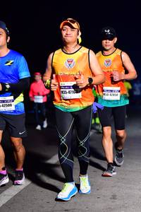 BIB: 4716, 42858, 42500
                            <button type="button" onclick="openModal(8377965)" class="btn btn-primary btn-sm float-right btn-popup" data-toggle="modal" data-target=".modal-high-quality">
                        <i class="fas fa-shopping-cart"></i> Add to Cart
                    </button>
                                            <button type="button" onclick="isThisMe(8377965, true)" class="btn btn-success btn-sm float-right btn-popup btn-isme hidden" data-toggle="tooltip" data-placement="bottom" title="นี่คือรูปของคุณใช่ไหม คลิกที่นี่เพื่อเอาเข้าอัลบั้ม">
                        <i class="fas fa-plus"></i> Add to album
                    </button>
                    <button type="button" onclick="isThisMe(8377965, false)" class="btn btn-warning btn-sm float-right btn-popup btn-isnotme hidden">
                        <i class="fas fa-ban"></i> Remove from album
                    </button>