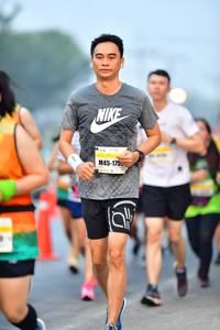 BIB: 175
                            <button type="button" onclick="openModal(8554532)" class="btn btn-primary btn-sm float-right btn-popup" data-toggle="modal" data-target=".modal-high-quality">
                        <i class="fas fa-shopping-cart"></i> Add to Cart
                    </button>
                                            <button type="button" onclick="isThisMe(8554532, true)" class="btn btn-success btn-sm float-right btn-popup btn-isme hidden" data-toggle="tooltip" data-placement="bottom" title="นี่คือรูปของคุณใช่ไหม คลิกที่นี่เพื่อเอาเข้าอัลบั้ม">
                        <i class="fas fa-plus"></i> Add to album
                    </button>
                    <button type="button" onclick="isThisMe(8554532, false)" class="btn btn-warning btn-sm float-right btn-popup btn-isnotme hidden">
                        <i class="fas fa-ban"></i> Remove from album
                    </button>