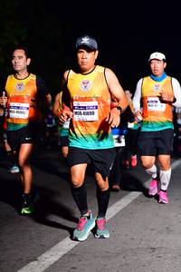 BIB: 41890, 45943
                            <button type="button" onclick="openModal(8321789)" class="btn btn-primary btn-sm float-right btn-popup" data-toggle="modal" data-target=".modal-high-quality">
                        <i class="fas fa-shopping-cart"></i> Add to Cart
                    </button>
                                            <button type="button" onclick="isThisMe(8321789, true)" class="btn btn-success btn-sm float-right btn-popup btn-isme hidden" data-toggle="tooltip" data-placement="bottom" title="นี่คือรูปของคุณใช่ไหม คลิกที่นี่เพื่อเอาเข้าอัลบั้ม">
                        <i class="fas fa-plus"></i> Add to album
                    </button>
                    <button type="button" onclick="isThisMe(8321789, false)" class="btn btn-warning btn-sm float-right btn-popup btn-isnotme hidden">
                        <i class="fas fa-ban"></i> Remove from album
                    </button>