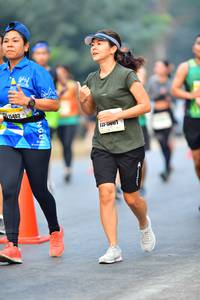 BIB: 402
                            <button type="button" onclick="openModal(8651349)" class="btn btn-primary btn-sm float-right btn-popup" data-toggle="modal" data-target=".modal-high-quality">
                        <i class="fas fa-shopping-cart"></i> Add to Cart
                    </button>
                                            <button type="button" onclick="isThisMe(8651349, true)" class="btn btn-success btn-sm float-right btn-popup btn-isme hidden" data-toggle="tooltip" data-placement="bottom" title="นี่คือรูปของคุณใช่ไหม คลิกที่นี่เพื่อเอาเข้าอัลบั้ม">
                        <i class="fas fa-plus"></i> Add to album
                    </button>
                    <button type="button" onclick="isThisMe(8651349, false)" class="btn btn-warning btn-sm float-right btn-popup btn-isnotme hidden">
                        <i class="fas fa-ban"></i> Remove from album
                    </button>
