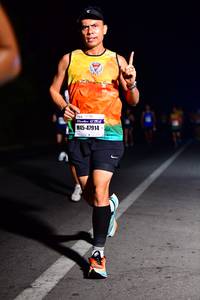 BIB: 47914
                            <button type="button" onclick="openModal(8271339)" class="btn btn-primary btn-sm float-right btn-popup" data-toggle="modal" data-target=".modal-high-quality">
                        <i class="fas fa-shopping-cart"></i> Add to Cart
                    </button>
                                            <button type="button" onclick="isThisMe(8271339, true)" class="btn btn-success btn-sm float-right btn-popup btn-isme hidden" data-toggle="tooltip" data-placement="bottom" title="นี่คือรูปของคุณใช่ไหม คลิกที่นี่เพื่อเอาเข้าอัลบั้ม">
                        <i class="fas fa-plus"></i> Add to album
                    </button>
                    <button type="button" onclick="isThisMe(8271339, false)" class="btn btn-warning btn-sm float-right btn-popup btn-isnotme hidden">
                        <i class="fas fa-ban"></i> Remove from album
                    </button>