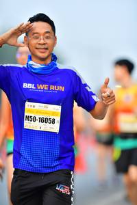 BIB: 102, 16058
                            <button type="button" onclick="openModal(8685143)" class="btn btn-primary btn-sm float-right btn-popup" data-toggle="modal" data-target=".modal-high-quality">
                        <i class="fas fa-shopping-cart"></i> Add to Cart
                    </button>
                                            <button type="button" onclick="isThisMe(8685143, true)" class="btn btn-success btn-sm float-right btn-popup btn-isme hidden" data-toggle="tooltip" data-placement="bottom" title="นี่คือรูปของคุณใช่ไหม คลิกที่นี่เพื่อเอาเข้าอัลบั้ม">
                        <i class="fas fa-plus"></i> Add to album
                    </button>
                    <button type="button" onclick="isThisMe(8685143, false)" class="btn btn-warning btn-sm float-right btn-popup btn-isnotme hidden">
                        <i class="fas fa-ban"></i> Remove from album
                    </button>