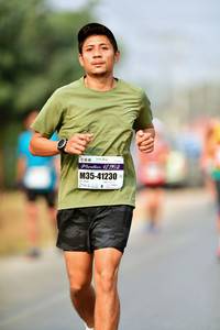 BIB: 4219, 41230
                            <button type="button" onclick="openModal(8794077)" class="btn btn-primary btn-sm float-right btn-popup" data-toggle="modal" data-target=".modal-high-quality">
                        <i class="fas fa-shopping-cart"></i> Add to Cart
                    </button>
                                            <button type="button" onclick="isThisMe(8794077, true)" class="btn btn-success btn-sm float-right btn-popup btn-isme hidden" data-toggle="tooltip" data-placement="bottom" title="นี่คือรูปของคุณใช่ไหม คลิกที่นี่เพื่อเอาเข้าอัลบั้ม">
                        <i class="fas fa-plus"></i> Add to album
                    </button>
                    <button type="button" onclick="isThisMe(8794077, false)" class="btn btn-warning btn-sm float-right btn-popup btn-isnotme hidden">
                        <i class="fas fa-ban"></i> Remove from album
                    </button>
