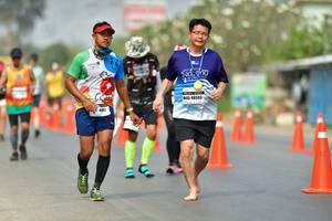 BIB: 48503, 4192, 419
                            <button type="button" onclick="openModal(8202637)" class="btn btn-primary btn-sm float-right btn-popup" data-toggle="modal" data-target=".modal-high-quality">
                        <i class="fas fa-shopping-cart"></i> Add to Cart
                    </button>
                                            <button type="button" onclick="isThisMe(8202637, true)" class="btn btn-success btn-sm float-right btn-popup btn-isme hidden" data-toggle="tooltip" data-placement="bottom" title="นี่คือรูปของคุณใช่ไหม คลิกที่นี่เพื่อเอาเข้าอัลบั้ม">
                        <i class="fas fa-plus"></i> Add to album
                    </button>
                    <button type="button" onclick="isThisMe(8202637, false)" class="btn btn-warning btn-sm float-right btn-popup btn-isnotme hidden">
                        <i class="fas fa-ban"></i> Remove from album
                    </button>