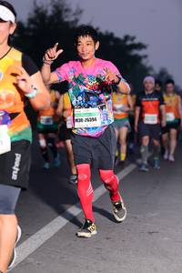 BIB: 26394
                            <button type="button" onclick="openModal(8533255)" class="btn btn-primary btn-sm float-right btn-popup" data-toggle="modal" data-target=".modal-high-quality">
                        <i class="fas fa-shopping-cart"></i> Add to Cart
                    </button>
                                            <button type="button" onclick="isThisMe(8533255, true)" class="btn btn-success btn-sm float-right btn-popup btn-isme hidden" data-toggle="tooltip" data-placement="bottom" title="นี่คือรูปของคุณใช่ไหม คลิกที่นี่เพื่อเอาเข้าอัลบั้ม">
                        <i class="fas fa-plus"></i> Add to album
                    </button>
                    <button type="button" onclick="isThisMe(8533255, false)" class="btn btn-warning btn-sm float-right btn-popup btn-isnotme hidden">
                        <i class="fas fa-ban"></i> Remove from album
                    </button>