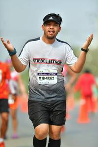 BIB: 12195, 47372
                            <button type="button" onclick="openModal(9290937)" class="btn btn-primary btn-sm float-right btn-popup" data-toggle="modal" data-target=".modal-high-quality">
                        <i class="fas fa-shopping-cart"></i> Add to Cart
                    </button>
                                            <button type="button" onclick="isThisMe(9290937, true)" class="btn btn-success btn-sm float-right btn-popup btn-isme hidden" data-toggle="tooltip" data-placement="bottom" title="นี่คือรูปของคุณใช่ไหม คลิกที่นี่เพื่อเอาเข้าอัลบั้ม">
                        <i class="fas fa-plus"></i> Add to album
                    </button>
                    <button type="button" onclick="isThisMe(9290937, false)" class="btn btn-warning btn-sm float-right btn-popup btn-isnotme hidden">
                        <i class="fas fa-ban"></i> Remove from album
                    </button>