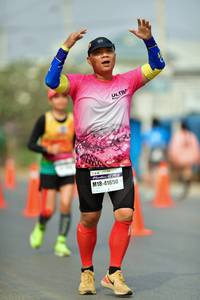 BIB: 41650
                            <button type="button" onclick="openModal(8182501)" class="btn btn-primary btn-sm float-right btn-popup" data-toggle="modal" data-target=".modal-high-quality">
                        <i class="fas fa-shopping-cart"></i> Add to Cart
                    </button>
                                            <button type="button" onclick="isThisMe(8182501, true)" class="btn btn-success btn-sm float-right btn-popup btn-isme hidden" data-toggle="tooltip" data-placement="bottom" title="นี่คือรูปของคุณใช่ไหม คลิกที่นี่เพื่อเอาเข้าอัลบั้ม">
                        <i class="fas fa-plus"></i> Add to album
                    </button>
                    <button type="button" onclick="isThisMe(8182501, false)" class="btn btn-warning btn-sm float-right btn-popup btn-isnotme hidden">
                        <i class="fas fa-ban"></i> Remove from album
                    </button>