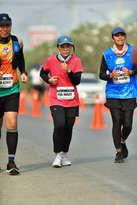 BIB: 42631, 45055, 40522
                            <button type="button" onclick="openModal(8273573)" class="btn btn-primary btn-sm float-right btn-popup" data-toggle="modal" data-target=".modal-high-quality">
                        <i class="fas fa-shopping-cart"></i> Add to Cart
                    </button>
                                            <button type="button" onclick="isThisMe(8273573, true)" class="btn btn-success btn-sm float-right btn-popup btn-isme hidden" data-toggle="tooltip" data-placement="bottom" title="นี่คือรูปของคุณใช่ไหม คลิกที่นี่เพื่อเอาเข้าอัลบั้ม">
                        <i class="fas fa-plus"></i> Add to album
                    </button>
                    <button type="button" onclick="isThisMe(8273573, false)" class="btn btn-warning btn-sm float-right btn-popup btn-isnotme hidden">
                        <i class="fas fa-ban"></i> Remove from album
                    </button>