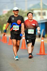 BIB: 22557, 22576
                            <button type="button" onclick="openModal(8842041)" class="btn btn-primary btn-sm float-right btn-popup" data-toggle="modal" data-target=".modal-high-quality">
                        <i class="fas fa-shopping-cart"></i> Add to Cart
                    </button>
                                            <button type="button" onclick="isThisMe(8842041, true)" class="btn btn-success btn-sm float-right btn-popup btn-isme hidden" data-toggle="tooltip" data-placement="bottom" title="นี่คือรูปของคุณใช่ไหม คลิกที่นี่เพื่อเอาเข้าอัลบั้ม">
                        <i class="fas fa-plus"></i> Add to album
                    </button>
                    <button type="button" onclick="isThisMe(8842041, false)" class="btn btn-warning btn-sm float-right btn-popup btn-isnotme hidden">
                        <i class="fas fa-ban"></i> Remove from album
                    </button>