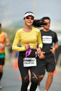 BIB: 219, 40542
                            <button type="button" onclick="openModal(8239932)" class="btn btn-primary btn-sm float-right btn-popup" data-toggle="modal" data-target=".modal-high-quality">
                        <i class="fas fa-shopping-cart"></i> Add to Cart
                    </button>
                                            <button type="button" onclick="isThisMe(8239932, true)" class="btn btn-success btn-sm float-right btn-popup btn-isme hidden" data-toggle="tooltip" data-placement="bottom" title="นี่คือรูปของคุณใช่ไหม คลิกที่นี่เพื่อเอาเข้าอัลบั้ม">
                        <i class="fas fa-plus"></i> Add to album
                    </button>
                    <button type="button" onclick="isThisMe(8239932, false)" class="btn btn-warning btn-sm float-right btn-popup btn-isnotme hidden">
                        <i class="fas fa-ban"></i> Remove from album
                    </button>