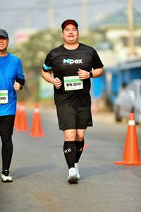 BIB: 28112, 085
                            <button type="button" onclick="openModal(8746092)" class="btn btn-primary btn-sm float-right btn-popup" data-toggle="modal" data-target=".modal-high-quality">
                        <i class="fas fa-shopping-cart"></i> Add to Cart
                    </button>
                                            <button type="button" onclick="isThisMe(8746092, true)" class="btn btn-success btn-sm float-right btn-popup btn-isme hidden" data-toggle="tooltip" data-placement="bottom" title="นี่คือรูปของคุณใช่ไหม คลิกที่นี่เพื่อเอาเข้าอัลบั้ม">
                        <i class="fas fa-plus"></i> Add to album
                    </button>
                    <button type="button" onclick="isThisMe(8746092, false)" class="btn btn-warning btn-sm float-right btn-popup btn-isnotme hidden">
                        <i class="fas fa-ban"></i> Remove from album
                    </button>