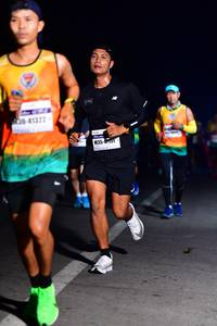 BIB: 41322, 431
                            <button type="button" onclick="openModal(8306531)" class="btn btn-primary btn-sm float-right btn-popup" data-toggle="modal" data-target=".modal-high-quality">
                        <i class="fas fa-shopping-cart"></i> Add to Cart
                    </button>
                                            <button type="button" onclick="isThisMe(8306531, true)" class="btn btn-success btn-sm float-right btn-popup btn-isme hidden" data-toggle="tooltip" data-placement="bottom" title="นี่คือรูปของคุณใช่ไหม คลิกที่นี่เพื่อเอาเข้าอัลบั้ม">
                        <i class="fas fa-plus"></i> Add to album
                    </button>
                    <button type="button" onclick="isThisMe(8306531, false)" class="btn btn-warning btn-sm float-right btn-popup btn-isnotme hidden">
                        <i class="fas fa-ban"></i> Remove from album
                    </button>