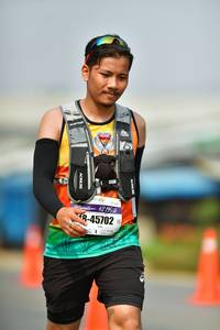 BIB: 421952, 45702, 42195
                            <button type="button" onclick="openModal(7602909)" class="btn btn-primary btn-sm float-right btn-popup" data-toggle="modal" data-target=".modal-high-quality">
                        <i class="fas fa-shopping-cart"></i> Add to Cart
                    </button>
                                            <button type="button" onclick="isThisMe(7602909, true)" class="btn btn-success btn-sm float-right btn-popup btn-isme hidden" data-toggle="tooltip" data-placement="bottom" title="นี่คือรูปของคุณใช่ไหม คลิกที่นี่เพื่อเอาเข้าอัลบั้ม">
                        <i class="fas fa-plus"></i> Add to album
                    </button>
                    <button type="button" onclick="isThisMe(7602909, false)" class="btn btn-warning btn-sm float-right btn-popup btn-isnotme hidden">
                        <i class="fas fa-ban"></i> Remove from album
                    </button>