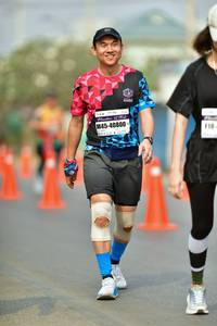 BIB: 40800
                            <button type="button" onclick="openModal(7681936)" class="btn btn-primary btn-sm float-right btn-popup" data-toggle="modal" data-target=".modal-high-quality">
                        <i class="fas fa-shopping-cart"></i> Add to Cart
                    </button>
                                            <button type="button" onclick="isThisMe(7681936, true)" class="btn btn-success btn-sm float-right btn-popup btn-isme hidden" data-toggle="tooltip" data-placement="bottom" title="นี่คือรูปของคุณใช่ไหม คลิกที่นี่เพื่อเอาเข้าอัลบั้ม">
                        <i class="fas fa-plus"></i> Add to album
                    </button>
                    <button type="button" onclick="isThisMe(7681936, false)" class="btn btn-warning btn-sm float-right btn-popup btn-isnotme hidden">
                        <i class="fas fa-ban"></i> Remove from album
                    </button>