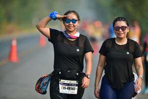 BIB: 48142
                            <button type="button" onclick="openModal(8189641)" class="btn btn-primary btn-sm float-right btn-popup" data-toggle="modal" data-target=".modal-high-quality">
                        <i class="fas fa-shopping-cart"></i> Add to Cart
                    </button>
                                            <button type="button" onclick="isThisMe(8189641, true)" class="btn btn-success btn-sm float-right btn-popup btn-isme hidden" data-toggle="tooltip" data-placement="bottom" title="นี่คือรูปของคุณใช่ไหม คลิกที่นี่เพื่อเอาเข้าอัลบั้ม">
                        <i class="fas fa-plus"></i> Add to album
                    </button>
                    <button type="button" onclick="isThisMe(8189641, false)" class="btn btn-warning btn-sm float-right btn-popup btn-isnotme hidden">
                        <i class="fas fa-ban"></i> Remove from album
                    </button>
