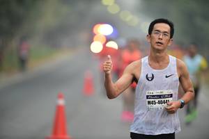 BIB: 100, 42195, 40441
                            <button type="button" onclick="openModal(7554938)" class="btn btn-primary btn-sm float-right btn-popup" data-toggle="modal" data-target=".modal-high-quality">
                        <i class="fas fa-shopping-cart"></i> Add to Cart
                    </button>
                                            <button type="button" onclick="isThisMe(7554938, true)" class="btn btn-success btn-sm float-right btn-popup btn-isme hidden" data-toggle="tooltip" data-placement="bottom" title="นี่คือรูปของคุณใช่ไหม คลิกที่นี่เพื่อเอาเข้าอัลบั้ม">
                        <i class="fas fa-plus"></i> Add to album
                    </button>
                    <button type="button" onclick="isThisMe(7554938, false)" class="btn btn-warning btn-sm float-right btn-popup btn-isnotme hidden">
                        <i class="fas fa-ban"></i> Remove from album
                    </button>