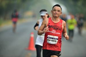 BIB: 12192, 40970
                            <button type="button" onclick="openModal(7587305)" class="btn btn-primary btn-sm float-right btn-popup" data-toggle="modal" data-target=".modal-high-quality">
                        <i class="fas fa-shopping-cart"></i> Add to Cart
                    </button>
                                            <button type="button" onclick="isThisMe(7587305, true)" class="btn btn-success btn-sm float-right btn-popup btn-isme hidden" data-toggle="tooltip" data-placement="bottom" title="นี่คือรูปของคุณใช่ไหม คลิกที่นี่เพื่อเอาเข้าอัลบั้ม">
                        <i class="fas fa-plus"></i> Add to album
                    </button>
                    <button type="button" onclick="isThisMe(7587305, false)" class="btn btn-warning btn-sm float-right btn-popup btn-isnotme hidden">
                        <i class="fas fa-ban"></i> Remove from album
                    </button>