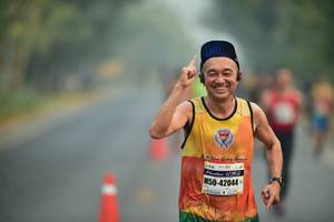 BIB: 121, 42044
                            <button type="button" onclick="openModal(7587509)" class="btn btn-primary btn-sm float-right btn-popup" data-toggle="modal" data-target=".modal-high-quality">
                        <i class="fas fa-shopping-cart"></i> Add to Cart
                    </button>
                                            <button type="button" onclick="isThisMe(7587509, true)" class="btn btn-success btn-sm float-right btn-popup btn-isme hidden" data-toggle="tooltip" data-placement="bottom" title="นี่คือรูปของคุณใช่ไหม คลิกที่นี่เพื่อเอาเข้าอัลบั้ม">
                        <i class="fas fa-plus"></i> Add to album
                    </button>
                    <button type="button" onclick="isThisMe(7587509, false)" class="btn btn-warning btn-sm float-right btn-popup btn-isnotme hidden">
                        <i class="fas fa-ban"></i> Remove from album
                    </button>
