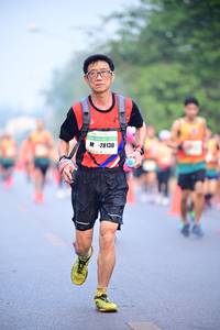 BIB: 28130
                            <button type="button" onclick="openModal(7489854)" class="btn btn-primary btn-sm float-right btn-popup" data-toggle="modal" data-target=".modal-high-quality">
                        <i class="fas fa-shopping-cart"></i> Add to Cart
                    </button>
                                            <button type="button" onclick="isThisMe(7489854, true)" class="btn btn-success btn-sm float-right btn-popup btn-isme hidden" data-toggle="tooltip" data-placement="bottom" title="นี่คือรูปของคุณใช่ไหม คลิกที่นี่เพื่อเอาเข้าอัลบั้ม">
                        <i class="fas fa-plus"></i> Add to album
                    </button>
                    <button type="button" onclick="isThisMe(7489854, false)" class="btn btn-warning btn-sm float-right btn-popup btn-isnotme hidden">
                        <i class="fas fa-ban"></i> Remove from album
                    </button>
