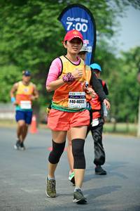 BIB: 700, 40322
                            <button type="button" onclick="openModal(7863392)" class="btn btn-primary btn-sm float-right btn-popup" data-toggle="modal" data-target=".modal-high-quality">
                        <i class="fas fa-shopping-cart"></i> Add to Cart
                    </button>
                                            <button type="button" onclick="isThisMe(7863392, true)" class="btn btn-success btn-sm float-right btn-popup btn-isme hidden" data-toggle="tooltip" data-placement="bottom" title="นี่คือรูปของคุณใช่ไหม คลิกที่นี่เพื่อเอาเข้าอัลบั้ม">
                        <i class="fas fa-plus"></i> Add to album
                    </button>
                    <button type="button" onclick="isThisMe(7863392, false)" class="btn btn-warning btn-sm float-right btn-popup btn-isnotme hidden">
                        <i class="fas fa-ban"></i> Remove from album
                    </button>