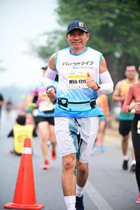 BIB: 1711
                            <button type="button" onclick="openModal(7294155)" class="btn btn-primary btn-sm float-right btn-popup" data-toggle="modal" data-target=".modal-high-quality">
                        <i class="fas fa-shopping-cart"></i> Add to Cart
                    </button>
                                            <button type="button" onclick="isThisMe(7294155, true)" class="btn btn-success btn-sm float-right btn-popup btn-isme hidden" data-toggle="tooltip" data-placement="bottom" title="นี่คือรูปของคุณใช่ไหม คลิกที่นี่เพื่อเอาเข้าอัลบั้ม">
                        <i class="fas fa-plus"></i> Add to album
                    </button>
                    <button type="button" onclick="isThisMe(7294155, false)" class="btn btn-warning btn-sm float-right btn-popup btn-isnotme hidden">
                        <i class="fas fa-ban"></i> Remove from album
                    </button>