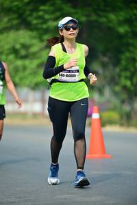 BIB: 84005
                            <button type="button" onclick="openModal(7807273)" class="btn btn-primary btn-sm float-right btn-popup" data-toggle="modal" data-target=".modal-high-quality">
                        <i class="fas fa-shopping-cart"></i> Add to Cart
                    </button>
                                            <button type="button" onclick="isThisMe(7807273, true)" class="btn btn-success btn-sm float-right btn-popup btn-isme hidden" data-toggle="tooltip" data-placement="bottom" title="นี่คือรูปของคุณใช่ไหม คลิกที่นี่เพื่อเอาเข้าอัลบั้ม">
                        <i class="fas fa-plus"></i> Add to album
                    </button>
                    <button type="button" onclick="isThisMe(7807273, false)" class="btn btn-warning btn-sm float-right btn-popup btn-isnotme hidden">
                        <i class="fas fa-ban"></i> Remove from album
                    </button>