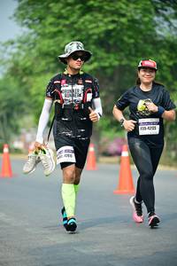 BIB: 42123, 478
                            <button type="button" onclick="openModal(7802689)" class="btn btn-primary btn-sm float-right btn-popup" data-toggle="modal" data-target=".modal-high-quality">
                        <i class="fas fa-shopping-cart"></i> Add to Cart
                    </button>
                                            <button type="button" onclick="isThisMe(7802689, true)" class="btn btn-success btn-sm float-right btn-popup btn-isme hidden" data-toggle="tooltip" data-placement="bottom" title="นี่คือรูปของคุณใช่ไหม คลิกที่นี่เพื่อเอาเข้าอัลบั้ม">
                        <i class="fas fa-plus"></i> Add to album
                    </button>
                    <button type="button" onclick="isThisMe(7802689, false)" class="btn btn-warning btn-sm float-right btn-popup btn-isnotme hidden">
                        <i class="fas fa-ban"></i> Remove from album
                    </button>