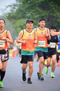 BIB: 26282, 052
                            <button type="button" onclick="openModal(7484400)" class="btn btn-primary btn-sm float-right btn-popup" data-toggle="modal" data-target=".modal-high-quality">
                        <i class="fas fa-shopping-cart"></i> Add to Cart
                    </button>
                                            <button type="button" onclick="isThisMe(7484400, true)" class="btn btn-success btn-sm float-right btn-popup btn-isme hidden" data-toggle="tooltip" data-placement="bottom" title="นี่คือรูปของคุณใช่ไหม คลิกที่นี่เพื่อเอาเข้าอัลบั้ม">
                        <i class="fas fa-plus"></i> Add to album
                    </button>
                    <button type="button" onclick="isThisMe(7484400, false)" class="btn btn-warning btn-sm float-right btn-popup btn-isnotme hidden">
                        <i class="fas fa-ban"></i> Remove from album
                    </button>