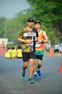 BIB: 100, 026, 42665
                            <button type="button" onclick="openModal(7696924)" class="btn btn-primary btn-sm float-right btn-popup" data-toggle="modal" data-target=".modal-high-quality">
                        <i class="fas fa-shopping-cart"></i> Add to Cart
                    </button>
                                            <button type="button" onclick="isThisMe(7696924, true)" class="btn btn-success btn-sm float-right btn-popup btn-isme hidden" data-toggle="tooltip" data-placement="bottom" title="นี่คือรูปของคุณใช่ไหม คลิกที่นี่เพื่อเอาเข้าอัลบั้ม">
                        <i class="fas fa-plus"></i> Add to album
                    </button>
                    <button type="button" onclick="isThisMe(7696924, false)" class="btn btn-warning btn-sm float-right btn-popup btn-isnotme hidden">
                        <i class="fas fa-ban"></i> Remove from album
                    </button>
