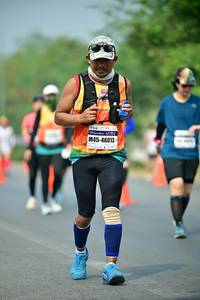 BIB: 46013
                            <button type="button" onclick="openModal(7788463)" class="btn btn-primary btn-sm float-right btn-popup" data-toggle="modal" data-target=".modal-high-quality">
                        <i class="fas fa-shopping-cart"></i> Add to Cart
                    </button>
                                            <button type="button" onclick="isThisMe(7788463, true)" class="btn btn-success btn-sm float-right btn-popup btn-isme hidden" data-toggle="tooltip" data-placement="bottom" title="นี่คือรูปของคุณใช่ไหม คลิกที่นี่เพื่อเอาเข้าอัลบั้ม">
                        <i class="fas fa-plus"></i> Add to album
                    </button>
                    <button type="button" onclick="isThisMe(7788463, false)" class="btn btn-warning btn-sm float-right btn-popup btn-isnotme hidden">
                        <i class="fas fa-ban"></i> Remove from album
                    </button>