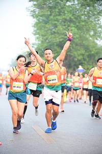 BIB: 15475, 10121
                            <button type="button" onclick="openModal(7464015)" class="btn btn-primary btn-sm float-right btn-popup" data-toggle="modal" data-target=".modal-high-quality">
                        <i class="fas fa-shopping-cart"></i> Add to Cart
                    </button>
                                            <button type="button" onclick="isThisMe(7464015, true)" class="btn btn-success btn-sm float-right btn-popup btn-isme hidden" data-toggle="tooltip" data-placement="bottom" title="นี่คือรูปของคุณใช่ไหม คลิกที่นี่เพื่อเอาเข้าอัลบั้ม">
                        <i class="fas fa-plus"></i> Add to album
                    </button>
                    <button type="button" onclick="isThisMe(7464015, false)" class="btn btn-warning btn-sm float-right btn-popup btn-isnotme hidden">
                        <i class="fas fa-ban"></i> Remove from album
                    </button>