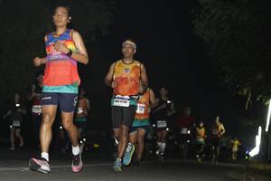 BIB: 2019, 4726
                            <button type="button" onclick="openModal(10122729)" class="btn btn-primary btn-sm float-right btn-popup" data-toggle="modal" data-target=".modal-high-quality">
                        <i class="fas fa-shopping-cart"></i> Add to Cart
                    </button>
                                            <button type="button" onclick="isThisMe(10122729, true)" class="btn btn-success btn-sm float-right btn-popup btn-isme hidden" data-toggle="tooltip" data-placement="bottom" title="นี่คือรูปของคุณใช่ไหม คลิกที่นี่เพื่อเอาเข้าอัลบั้ม">
                        <i class="fas fa-plus"></i> Add to album
                    </button>
                    <button type="button" onclick="isThisMe(10122729, false)" class="btn btn-warning btn-sm float-right btn-popup btn-isnotme hidden">
                        <i class="fas fa-ban"></i> Remove from album
                    </button>