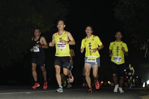 BIB: 4010, 17599
                            <button type="button" onclick="openModal(10114596)" class="btn btn-primary btn-sm float-right btn-popup" data-toggle="modal" data-target=".modal-high-quality">
                        <i class="fas fa-shopping-cart"></i> Add to Cart
                    </button>
                                            <button type="button" onclick="isThisMe(10114596, true)" class="btn btn-success btn-sm float-right btn-popup btn-isme hidden" data-toggle="tooltip" data-placement="bottom" title="นี่คือรูปของคุณใช่ไหม คลิกที่นี่เพื่อเอาเข้าอัลบั้ม">
                        <i class="fas fa-plus"></i> Add to album
                    </button>
                    <button type="button" onclick="isThisMe(10114596, false)" class="btn btn-warning btn-sm float-right btn-popup btn-isnotme hidden">
                        <i class="fas fa-ban"></i> Remove from album
                    </button>