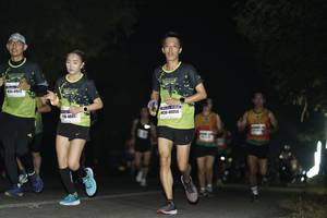BIB: 47612, 488, 4800
                            <button type="button" onclick="openModal(10121302)" class="btn btn-primary btn-sm float-right btn-popup" data-toggle="modal" data-target=".modal-high-quality">
                        <i class="fas fa-shopping-cart"></i> Add to Cart
                    </button>
                                            <button type="button" onclick="isThisMe(10121302, true)" class="btn btn-success btn-sm float-right btn-popup btn-isme hidden" data-toggle="tooltip" data-placement="bottom" title="นี่คือรูปของคุณใช่ไหม คลิกที่นี่เพื่อเอาเข้าอัลบั้ม">
                        <i class="fas fa-plus"></i> Add to album
                    </button>
                    <button type="button" onclick="isThisMe(10121302, false)" class="btn btn-warning btn-sm float-right btn-popup btn-isnotme hidden">
                        <i class="fas fa-ban"></i> Remove from album
                    </button>