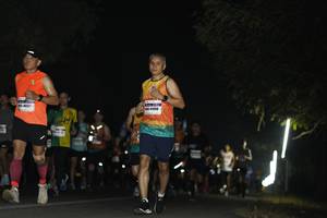 BIB: 46577, 41998
                            <button type="button" onclick="openModal(10120799)" class="btn btn-primary btn-sm float-right btn-popup" data-toggle="modal" data-target=".modal-high-quality">
                        <i class="fas fa-shopping-cart"></i> Add to Cart
                    </button>
                                            <button type="button" onclick="isThisMe(10120799, true)" class="btn btn-success btn-sm float-right btn-popup btn-isme hidden" data-toggle="tooltip" data-placement="bottom" title="นี่คือรูปของคุณใช่ไหม คลิกที่นี่เพื่อเอาเข้าอัลบั้ม">
                        <i class="fas fa-plus"></i> Add to album
                    </button>
                    <button type="button" onclick="isThisMe(10120799, false)" class="btn btn-warning btn-sm float-right btn-popup btn-isnotme hidden">
                        <i class="fas fa-ban"></i> Remove from album
                    </button>