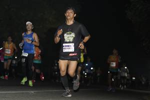 BIB: 42833
                            <button type="button" onclick="openModal(10122527)" class="btn btn-primary btn-sm float-right btn-popup" data-toggle="modal" data-target=".modal-high-quality">
                        <i class="fas fa-shopping-cart"></i> Add to Cart
                    </button>
                                            <button type="button" onclick="isThisMe(10122527, true)" class="btn btn-success btn-sm float-right btn-popup btn-isme hidden" data-toggle="tooltip" data-placement="bottom" title="นี่คือรูปของคุณใช่ไหม คลิกที่นี่เพื่อเอาเข้าอัลบั้ม">
                        <i class="fas fa-plus"></i> Add to album
                    </button>
                    <button type="button" onclick="isThisMe(10122527, false)" class="btn btn-warning btn-sm float-right btn-popup btn-isnotme hidden">
                        <i class="fas fa-ban"></i> Remove from album
                    </button>