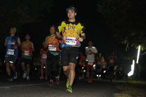 BIB: 2222, 928
                            <button type="button" onclick="openModal(10120783)" class="btn btn-primary btn-sm float-right btn-popup" data-toggle="modal" data-target=".modal-high-quality">
                        <i class="fas fa-shopping-cart"></i> Add to Cart
                    </button>
                                            <button type="button" onclick="isThisMe(10120783, true)" class="btn btn-success btn-sm float-right btn-popup btn-isme hidden" data-toggle="tooltip" data-placement="bottom" title="นี่คือรูปของคุณใช่ไหม คลิกที่นี่เพื่อเอาเข้าอัลบั้ม">
                        <i class="fas fa-plus"></i> Add to album
                    </button>
                    <button type="button" onclick="isThisMe(10120783, false)" class="btn btn-warning btn-sm float-right btn-popup btn-isnotme hidden">
                        <i class="fas fa-ban"></i> Remove from album
                    </button>