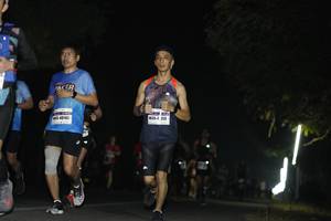BIB: 48145, 313
                            <button type="button" onclick="openModal(10117828)" class="btn btn-primary btn-sm float-right btn-popup" data-toggle="modal" data-target=".modal-high-quality">
                        <i class="fas fa-shopping-cart"></i> Add to Cart
                    </button>
                                            <button type="button" onclick="isThisMe(10117828, true)" class="btn btn-success btn-sm float-right btn-popup btn-isme hidden" data-toggle="tooltip" data-placement="bottom" title="นี่คือรูปของคุณใช่ไหม คลิกที่นี่เพื่อเอาเข้าอัลบั้ม">
                        <i class="fas fa-plus"></i> Add to album
                    </button>
                    <button type="button" onclick="isThisMe(10117828, false)" class="btn btn-warning btn-sm float-right btn-popup btn-isnotme hidden">
                        <i class="fas fa-ban"></i> Remove from album
                    </button>