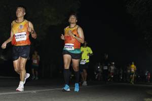 BIB: 42341, 47146
                            <button type="button" onclick="openModal(10120556)" class="btn btn-primary btn-sm float-right btn-popup" data-toggle="modal" data-target=".modal-high-quality">
                        <i class="fas fa-shopping-cart"></i> Add to Cart
                    </button>
                                            <button type="button" onclick="isThisMe(10120556, true)" class="btn btn-success btn-sm float-right btn-popup btn-isme hidden" data-toggle="tooltip" data-placement="bottom" title="นี่คือรูปของคุณใช่ไหม คลิกที่นี่เพื่อเอาเข้าอัลบั้ม">
                        <i class="fas fa-plus"></i> Add to album
                    </button>
                    <button type="button" onclick="isThisMe(10120556, false)" class="btn btn-warning btn-sm float-right btn-popup btn-isnotme hidden">
                        <i class="fas fa-ban"></i> Remove from album
                    </button>