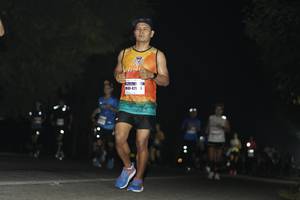 BIB: 421
                            <button type="button" onclick="openModal(10122562)" class="btn btn-primary btn-sm float-right btn-popup" data-toggle="modal" data-target=".modal-high-quality">
                        <i class="fas fa-shopping-cart"></i> Add to Cart
                    </button>
                                            <button type="button" onclick="isThisMe(10122562, true)" class="btn btn-success btn-sm float-right btn-popup btn-isme hidden" data-toggle="tooltip" data-placement="bottom" title="นี่คือรูปของคุณใช่ไหม คลิกที่นี่เพื่อเอาเข้าอัลบั้ม">
                        <i class="fas fa-plus"></i> Add to album
                    </button>
                    <button type="button" onclick="isThisMe(10122562, false)" class="btn btn-warning btn-sm float-right btn-popup btn-isnotme hidden">
                        <i class="fas fa-ban"></i> Remove from album
                    </button>