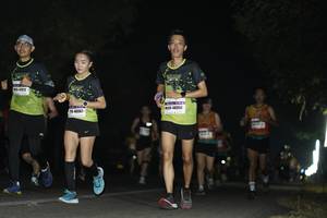 BIB: 4805, 48007
                            <button type="button" onclick="openModal(10121281)" class="btn btn-primary btn-sm float-right btn-popup" data-toggle="modal" data-target=".modal-high-quality">
                        <i class="fas fa-shopping-cart"></i> Add to Cart
                    </button>
                                            <button type="button" onclick="isThisMe(10121281, true)" class="btn btn-success btn-sm float-right btn-popup btn-isme hidden" data-toggle="tooltip" data-placement="bottom" title="นี่คือรูปของคุณใช่ไหม คลิกที่นี่เพื่อเอาเข้าอัลบั้ม">
                        <i class="fas fa-plus"></i> Add to album
                    </button>
                    <button type="button" onclick="isThisMe(10121281, false)" class="btn btn-warning btn-sm float-right btn-popup btn-isnotme hidden">
                        <i class="fas fa-ban"></i> Remove from album
                    </button>