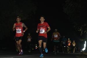 BIB: 45123
                            <button type="button" onclick="openModal(10116175)" class="btn btn-primary btn-sm float-right btn-popup" data-toggle="modal" data-target=".modal-high-quality">
                        <i class="fas fa-shopping-cart"></i> Add to Cart
                    </button>
                                            <button type="button" onclick="isThisMe(10116175, true)" class="btn btn-success btn-sm float-right btn-popup btn-isme hidden" data-toggle="tooltip" data-placement="bottom" title="นี่คือรูปของคุณใช่ไหม คลิกที่นี่เพื่อเอาเข้าอัลบั้ม">
                        <i class="fas fa-plus"></i> Add to album
                    </button>
                    <button type="button" onclick="isThisMe(10116175, false)" class="btn btn-warning btn-sm float-right btn-popup btn-isnotme hidden">
                        <i class="fas fa-ban"></i> Remove from album
                    </button>