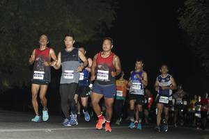 BIB: 04304
                            <button type="button" onclick="openModal(10117314)" class="btn btn-primary btn-sm float-right btn-popup" data-toggle="modal" data-target=".modal-high-quality">
                        <i class="fas fa-shopping-cart"></i> Add to Cart
                    </button>
                                            <button type="button" onclick="isThisMe(10117314, true)" class="btn btn-success btn-sm float-right btn-popup btn-isme hidden" data-toggle="tooltip" data-placement="bottom" title="นี่คือรูปของคุณใช่ไหม คลิกที่นี่เพื่อเอาเข้าอัลบั้ม">
                        <i class="fas fa-plus"></i> Add to album
                    </button>
                    <button type="button" onclick="isThisMe(10117314, false)" class="btn btn-warning btn-sm float-right btn-popup btn-isnotme hidden">
                        <i class="fas fa-ban"></i> Remove from album
                    </button>