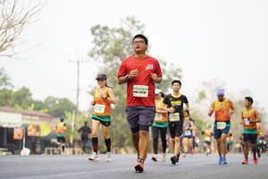 BIB: 26136
                            <button type="button" onclick="openModal(7909109)" class="btn btn-primary btn-sm float-right btn-popup" data-toggle="modal" data-target=".modal-high-quality">
                        <i class="fas fa-shopping-cart"></i> Add to Cart
                    </button>
                                            <button type="button" onclick="isThisMe(7909109, true)" class="btn btn-success btn-sm float-right btn-popup btn-isme hidden" data-toggle="tooltip" data-placement="bottom" title="นี่คือรูปของคุณใช่ไหม คลิกที่นี่เพื่อเอาเข้าอัลบั้ม">
                        <i class="fas fa-plus"></i> Add to album
                    </button>
                    <button type="button" onclick="isThisMe(7909109, false)" class="btn btn-warning btn-sm float-right btn-popup btn-isnotme hidden">
                        <i class="fas fa-ban"></i> Remove from album
                    </button>