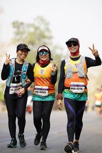 BIB: 42118, 4058, 40503
                            <button type="button" onclick="openModal(7332561)" class="btn btn-primary btn-sm float-right btn-popup" data-toggle="modal" data-target=".modal-high-quality">
                        <i class="fas fa-shopping-cart"></i> Add to Cart
                    </button>
                                            <button type="button" onclick="isThisMe(7332561, true)" class="btn btn-success btn-sm float-right btn-popup btn-isme hidden" data-toggle="tooltip" data-placement="bottom" title="นี่คือรูปของคุณใช่ไหม คลิกที่นี่เพื่อเอาเข้าอัลบั้ม">
                        <i class="fas fa-plus"></i> Add to album
                    </button>
                    <button type="button" onclick="isThisMe(7332561, false)" class="btn btn-warning btn-sm float-right btn-popup btn-isnotme hidden">
                        <i class="fas fa-ban"></i> Remove from album
                    </button>