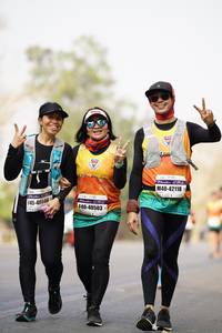 BIB: 42118, 40586, 40503
                            <button type="button" onclick="openModal(7354489)" class="btn btn-primary btn-sm float-right btn-popup" data-toggle="modal" data-target=".modal-high-quality">
                        <i class="fas fa-shopping-cart"></i> Add to Cart
                    </button>
                                            <button type="button" onclick="isThisMe(7354489, true)" class="btn btn-success btn-sm float-right btn-popup btn-isme hidden" data-toggle="tooltip" data-placement="bottom" title="นี่คือรูปของคุณใช่ไหม คลิกที่นี่เพื่อเอาเข้าอัลบั้ม">
                        <i class="fas fa-plus"></i> Add to album
                    </button>
                    <button type="button" onclick="isThisMe(7354489, false)" class="btn btn-warning btn-sm float-right btn-popup btn-isnotme hidden">
                        <i class="fas fa-ban"></i> Remove from album
                    </button>