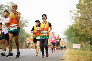 BIB: 218, 45132, 25305
                            <button type="button" onclick="openModal(7940343)" class="btn btn-primary btn-sm float-right btn-popup" data-toggle="modal" data-target=".modal-high-quality">
                        <i class="fas fa-shopping-cart"></i> Add to Cart
                    </button>
                                            <button type="button" onclick="isThisMe(7940343, true)" class="btn btn-success btn-sm float-right btn-popup btn-isme hidden" data-toggle="tooltip" data-placement="bottom" title="นี่คือรูปของคุณใช่ไหม คลิกที่นี่เพื่อเอาเข้าอัลบั้ม">
                        <i class="fas fa-plus"></i> Add to album
                    </button>
                    <button type="button" onclick="isThisMe(7940343, false)" class="btn btn-warning btn-sm float-right btn-popup btn-isnotme hidden">
                        <i class="fas fa-ban"></i> Remove from album
                    </button>