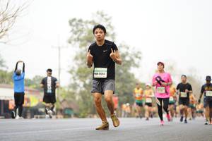 BIB: 21264
                            <button type="button" onclick="openModal(7816798)" class="btn btn-primary btn-sm float-right btn-popup" data-toggle="modal" data-target=".modal-high-quality">
                        <i class="fas fa-shopping-cart"></i> Add to Cart
                    </button>
                                            <button type="button" onclick="isThisMe(7816798, true)" class="btn btn-success btn-sm float-right btn-popup btn-isme hidden" data-toggle="tooltip" data-placement="bottom" title="นี่คือรูปของคุณใช่ไหม คลิกที่นี่เพื่อเอาเข้าอัลบั้ม">
                        <i class="fas fa-plus"></i> Add to album
                    </button>
                    <button type="button" onclick="isThisMe(7816798, false)" class="btn btn-warning btn-sm float-right btn-popup btn-isnotme hidden">
                        <i class="fas fa-ban"></i> Remove from album
                    </button>